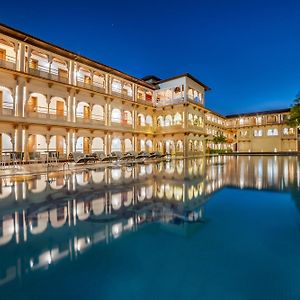 Holiday Resort & Spa A Unit Of S Poddar Group